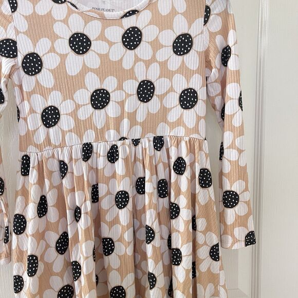 Posh Peanut Reagan Floral Long Sleeve Ruffled Twirl Dress Bamboo Girls Size 7-8 - Picture 4 of 14
